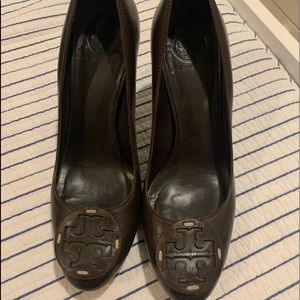 Tory Burch brown heels size 10